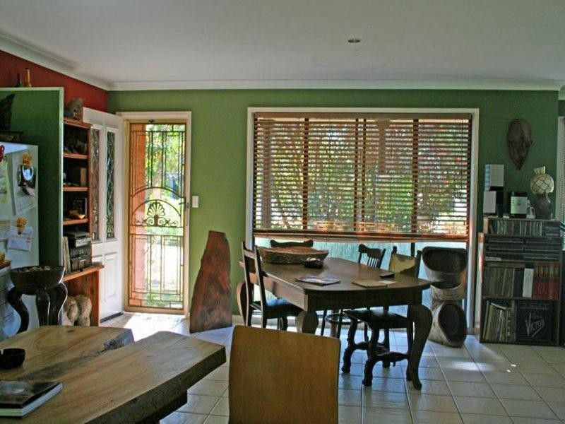 4 Mazama Court, Eagle Heights QLD 4271