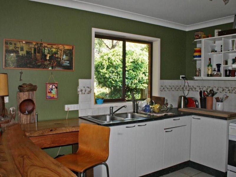 4 Mazama Court, Eagle Heights QLD 4271