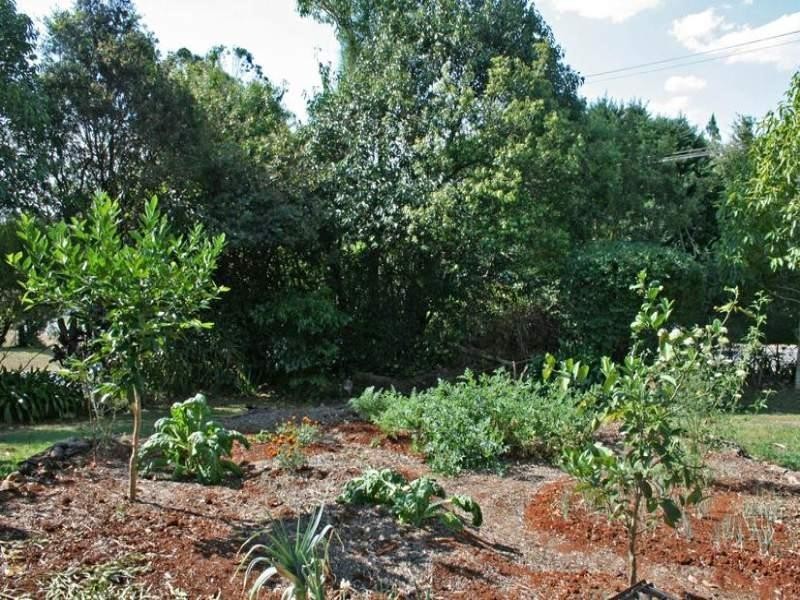 4 Mazama Court, Eagle Heights QLD 4271