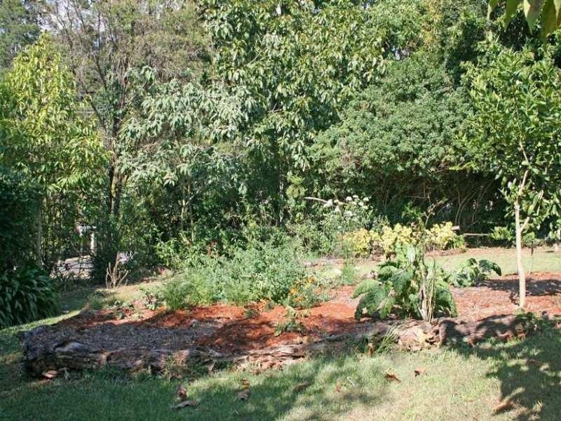 4 Mazama Court, Eagle Heights QLD 4271