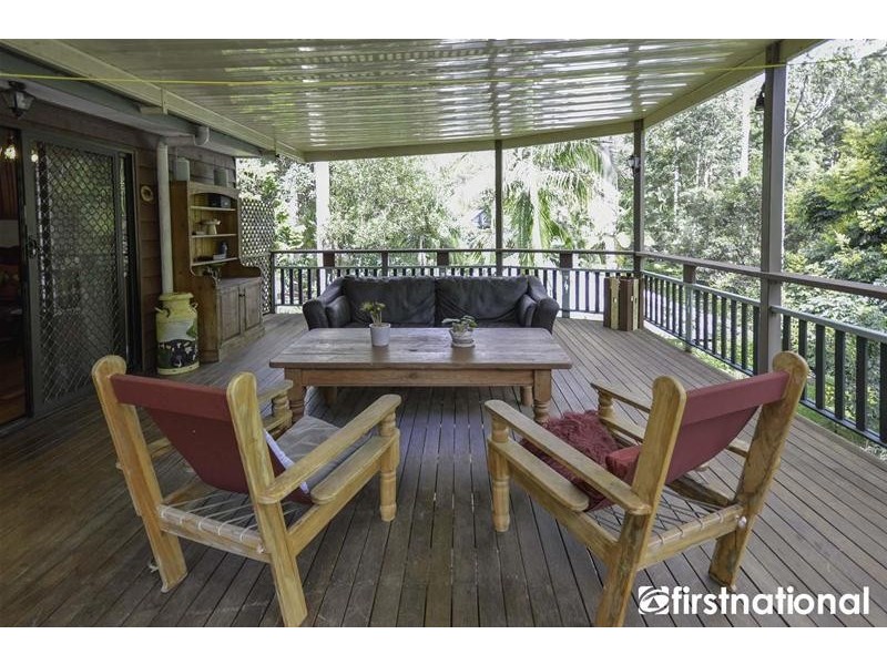 40 Kinabalu Drive, Tamborine Mountain QLD 4272