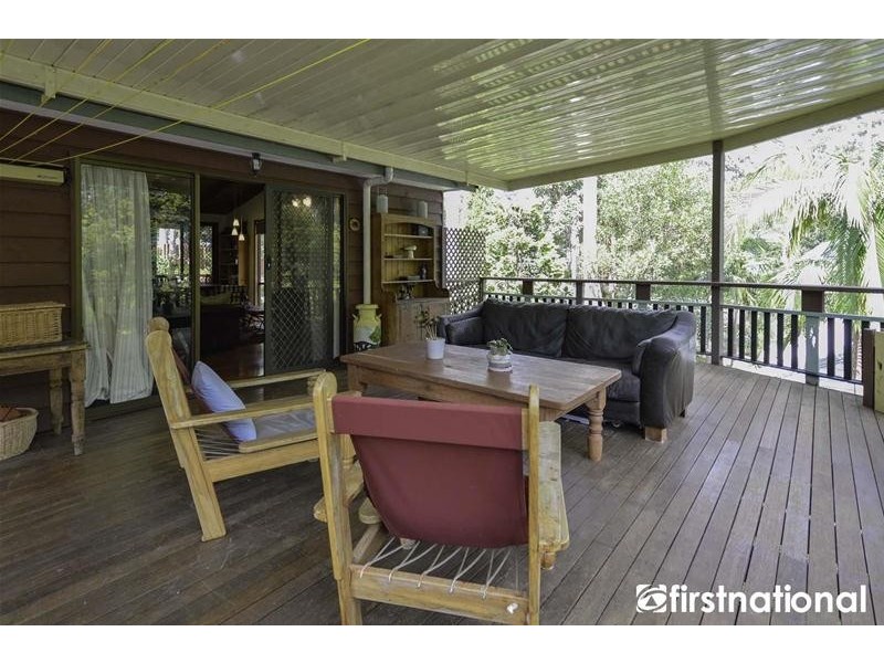 40 Kinabalu Drive, Tamborine Mountain QLD 4272