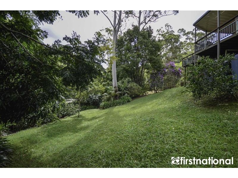 40 Kinabalu Drive, Tamborine Mountain QLD 4272