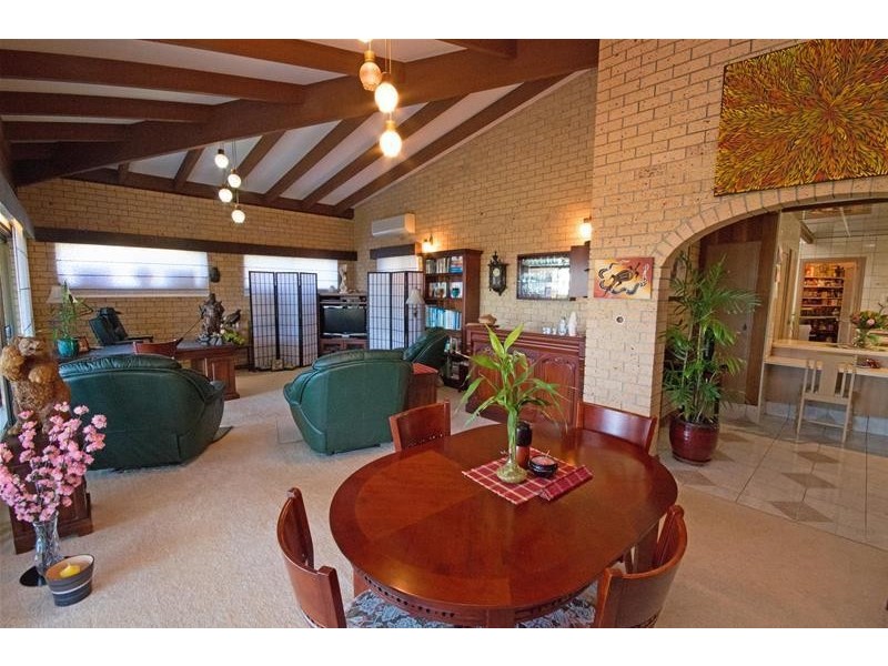 54 Paradise Drive, Tamborine Mountain QLD 4272