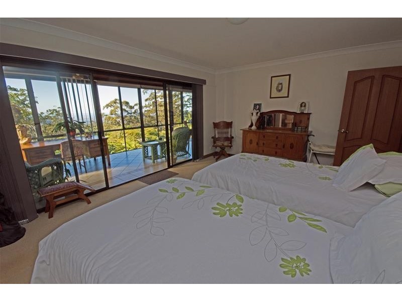 54 Paradise Drive, Tamborine Mountain QLD 4272