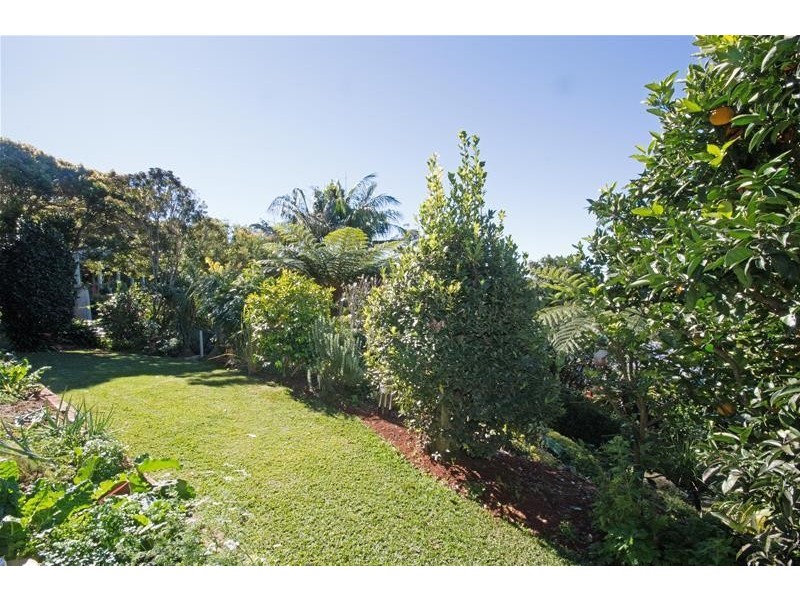 54 Paradise Drive, Tamborine Mountain QLD 4272