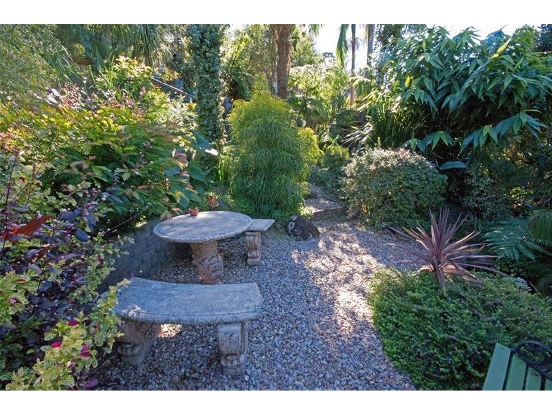 54 Paradise Drive, Tamborine Mountain QLD 4272