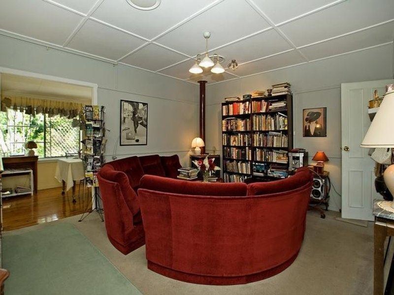 12 King Street, Canungra QLD 4275