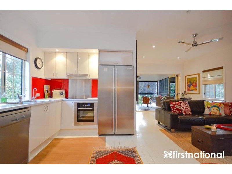 26 Central Avenue, Tamborine Mountain QLD 4272