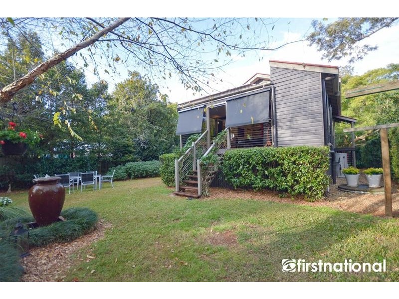 26 Central Avenue, Tamborine Mountain QLD 4272