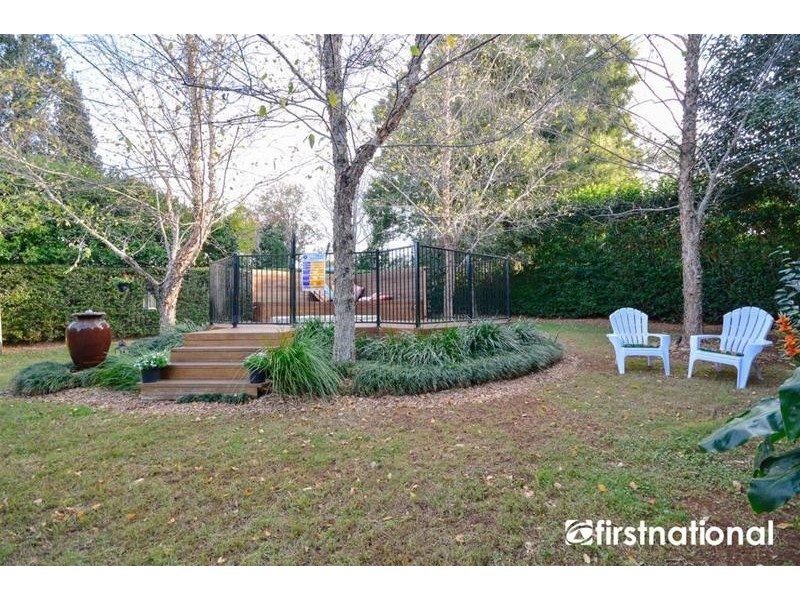 26 Central Avenue, Tamborine Mountain QLD 4272