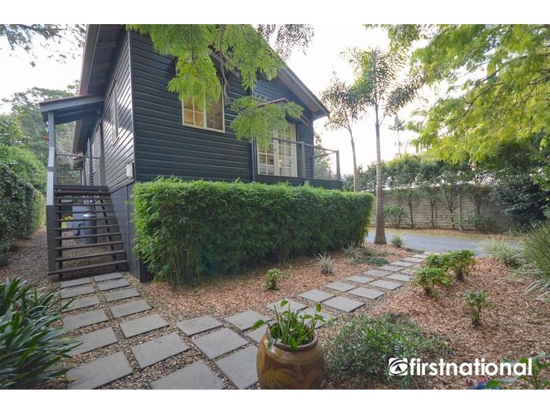 26 Central Avenue, Tamborine Mountain QLD 4272