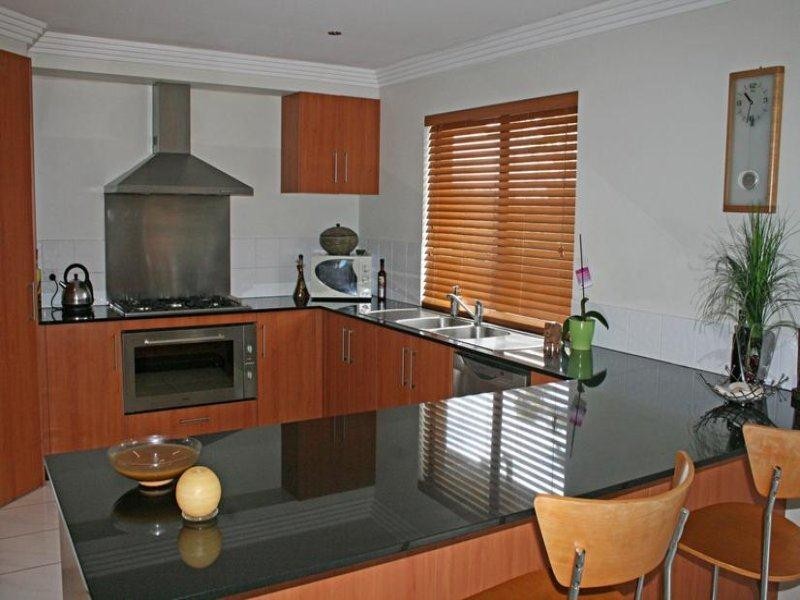 52 MAGNETIC Drive, Eagle Heights QLD 4271