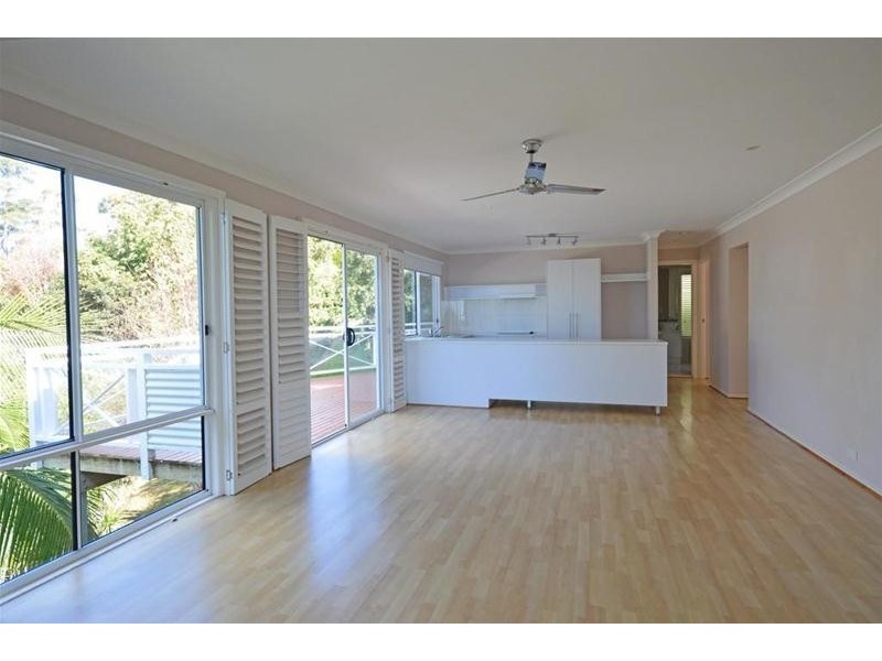 19 Magnetic Drive, Tamborine Mountain QLD 4272