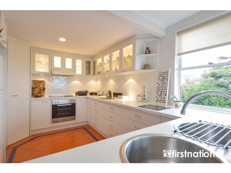 8 Eden Court, Tamborine Mountain QLD 4272