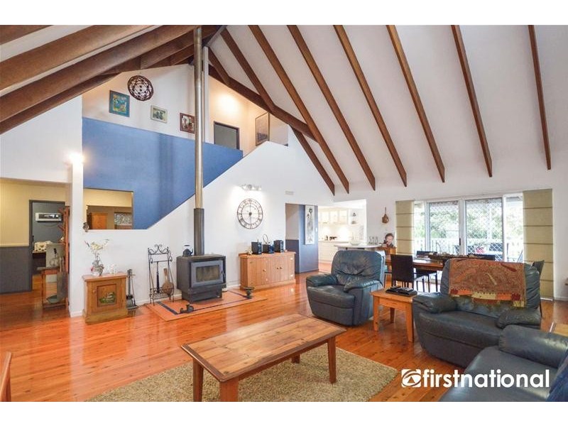 8 Eden Court, Tamborine Mountain QLD 4272