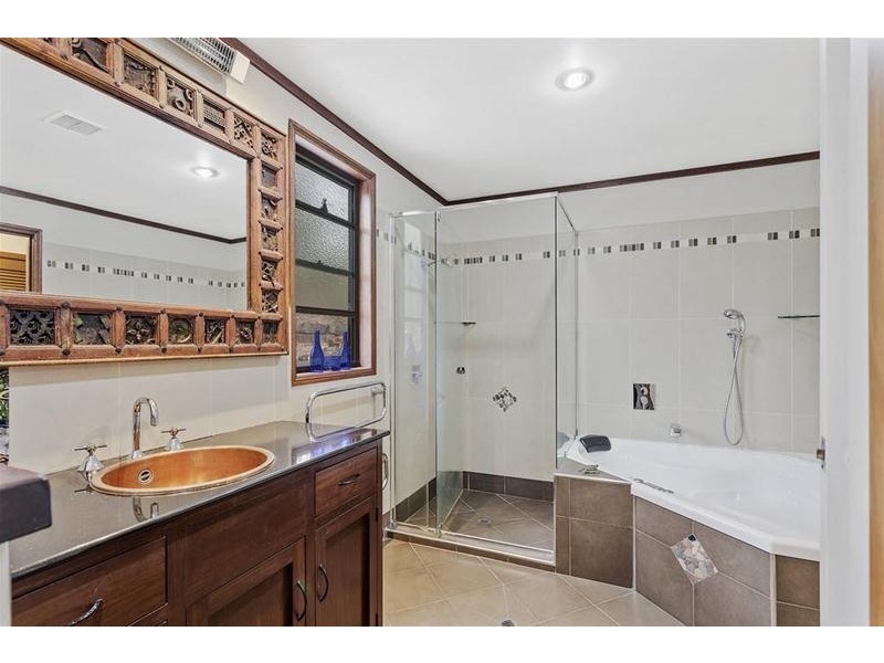 12-20 Leona Court, Tamborine Mountain QLD 4272