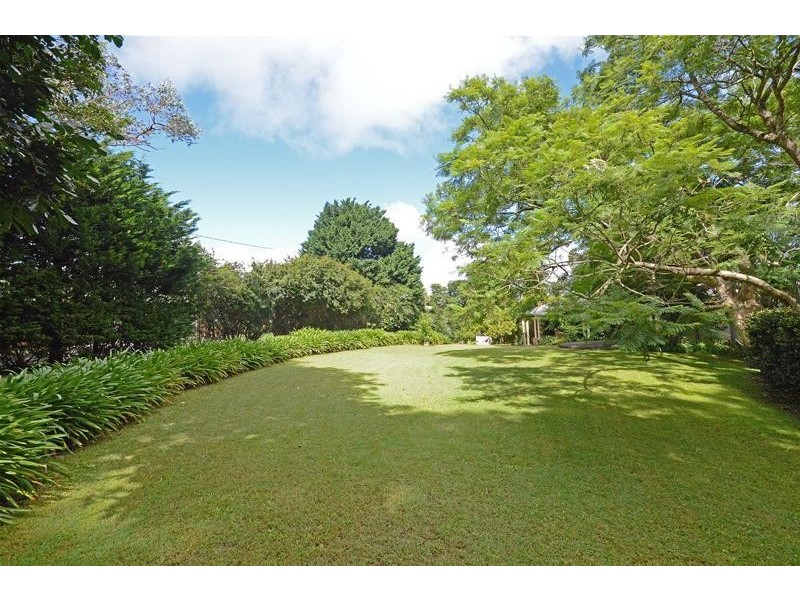 20 Ben Nevis Street, Tamborine Mountain QLD 4272