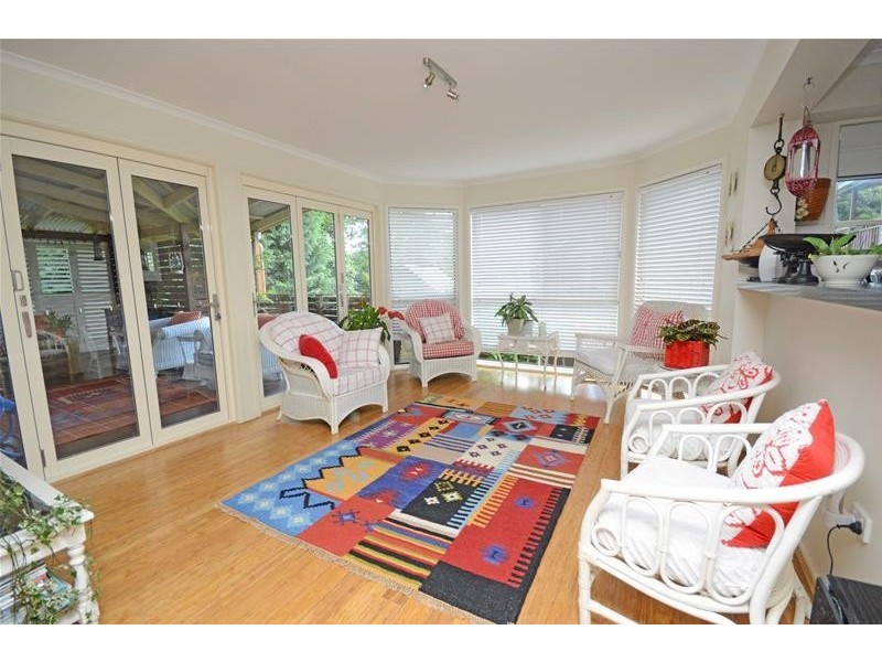 20 Ben Nevis Street, Tamborine Mountain QLD 4272