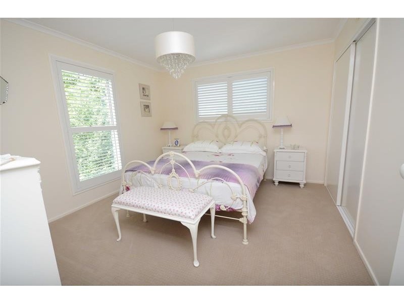 20 Ben Nevis Street, Tamborine Mountain QLD 4272