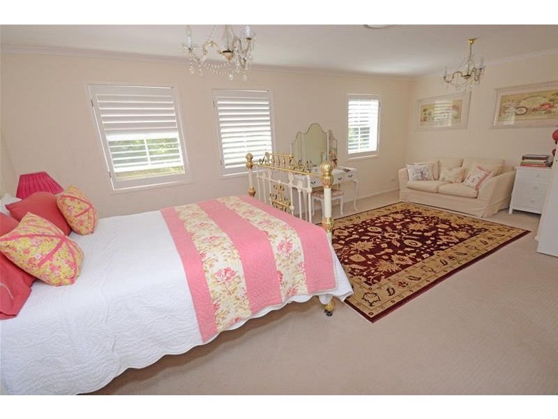 20 Ben Nevis Street, Tamborine Mountain QLD 4272