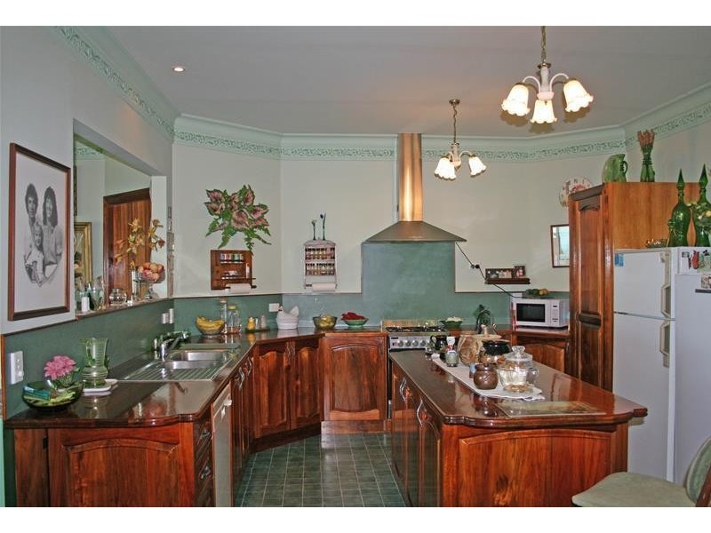 13/17 Eagles Retreat Place, Tamborine Mountain QLD 4272