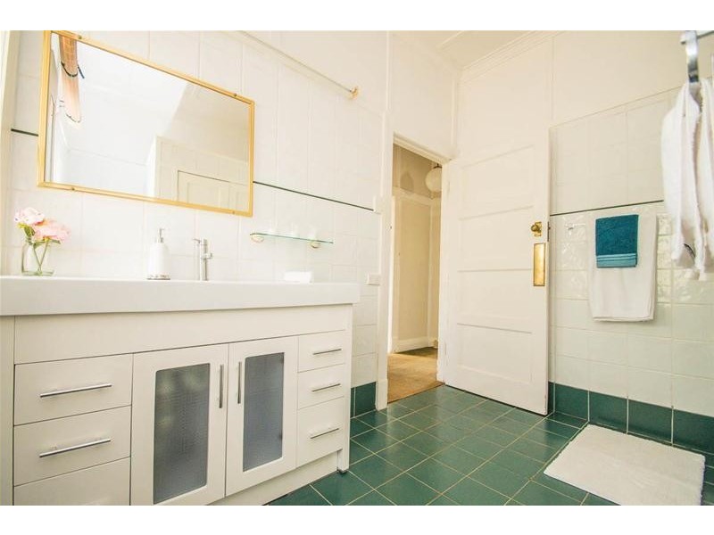 6-12 Cliff Way, Tamborine Mountain QLD 4272