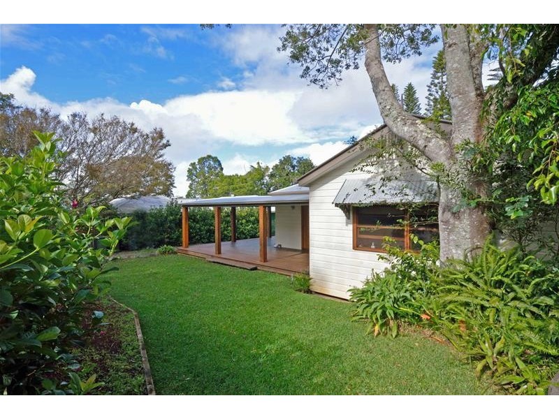 7 Beechmont Avenue, Tamborine Mountain QLD 4272