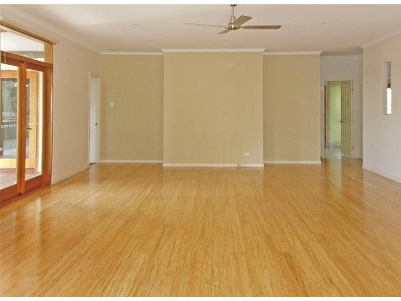 7 Beechmont Avenue, Tamborine Mountain QLD 4272