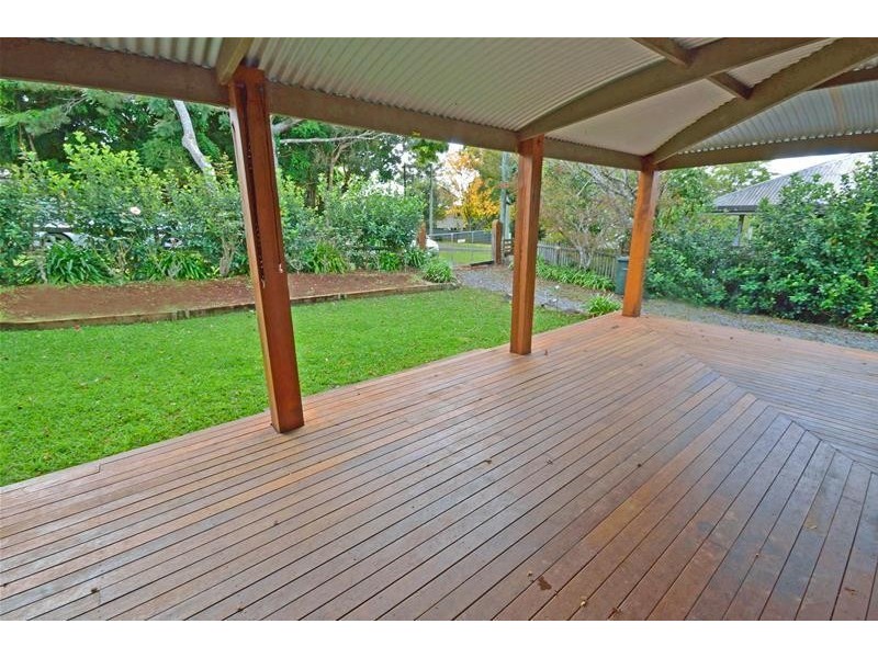 7 Beechmont Avenue, Tamborine Mountain QLD 4272