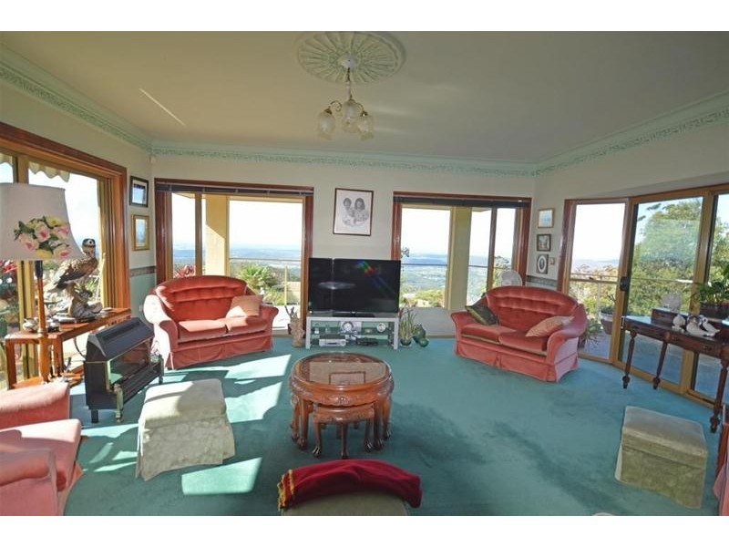 13-17 Eagles Retreat Place, Tamborine Mountain QLD 4272