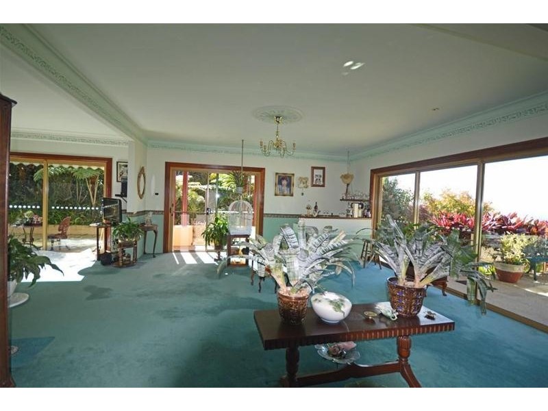 13-17 Eagles Retreat Place, Tamborine Mountain QLD 4272