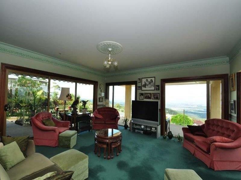 13-17 Eagles Retreat Place, Tamborine Mountain QLD 4272