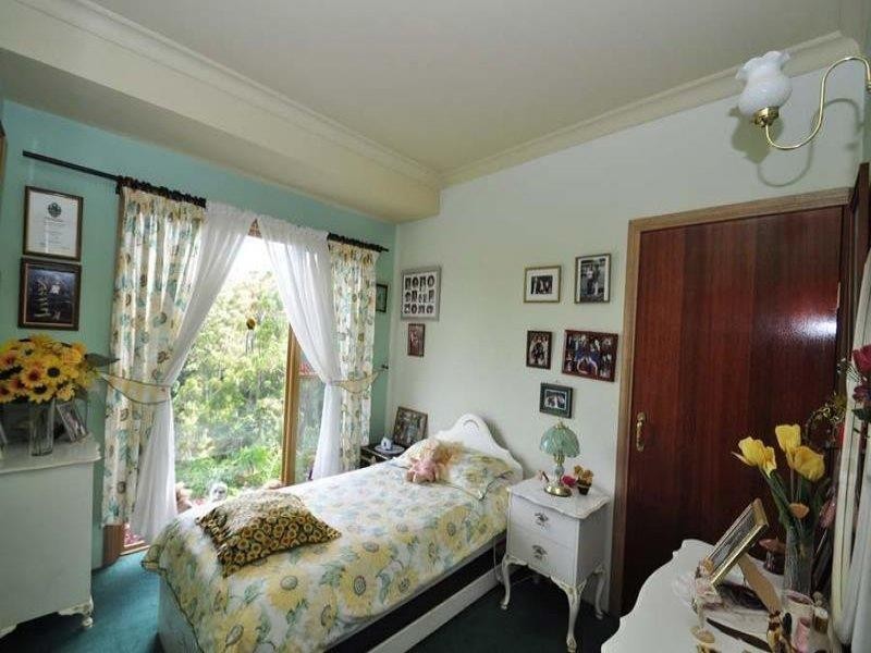 13-17 Eagles Retreat Place, Tamborine Mountain QLD 4272