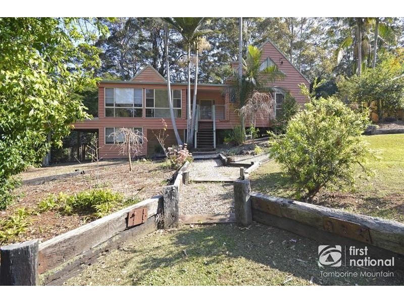 8 Kamet Court, Tamborine Mountain QLD 4272