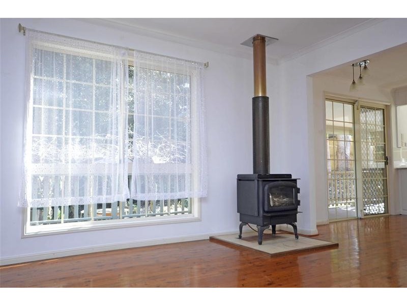 8 Kamet Court, Tamborine Mountain QLD 4272