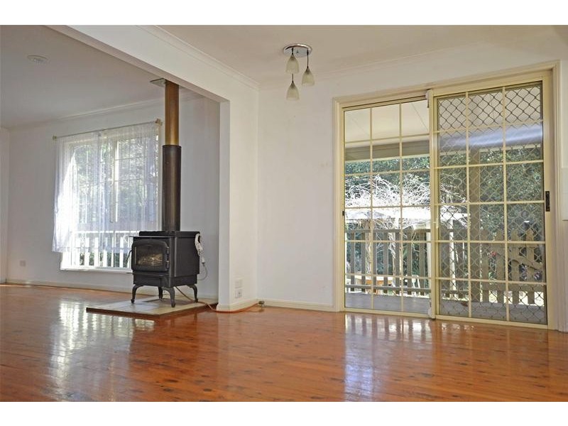 8 Kamet Court, Tamborine Mountain QLD 4272