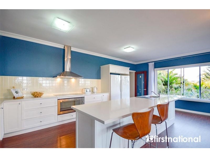 100 Contour Road, Tamborine Mountain QLD 4272