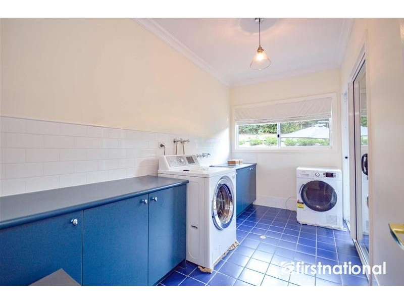 100 Contour Road, Tamborine Mountain QLD 4272