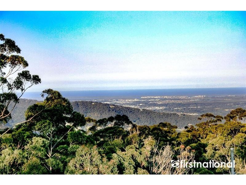 100 Contour Road, Tamborine Mountain QLD 4272