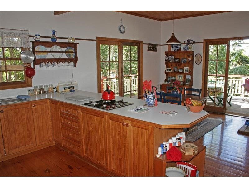 123 Contour Road, Eagle Heights QLD 4271