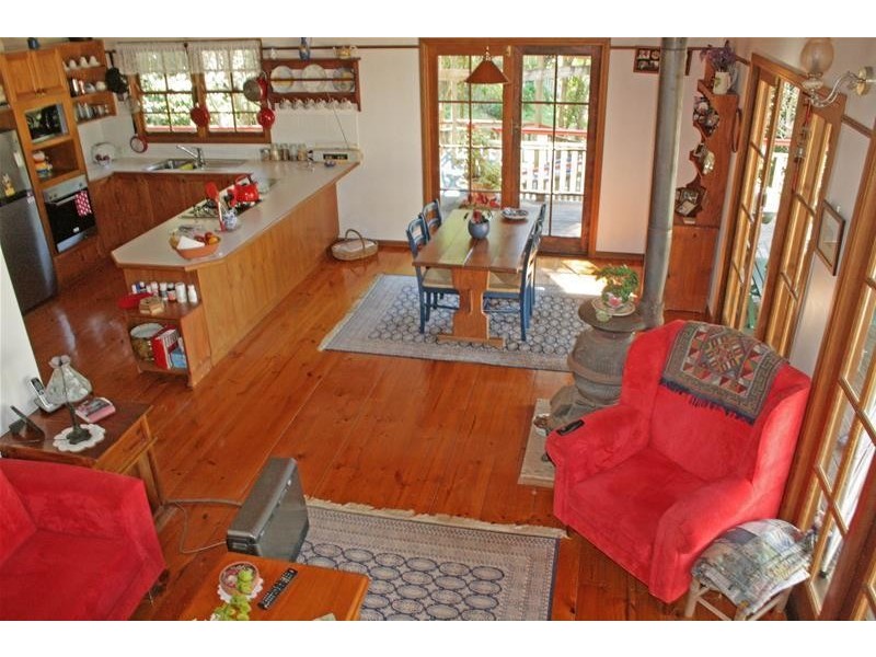 123 Contour Road, Eagle Heights QLD 4271