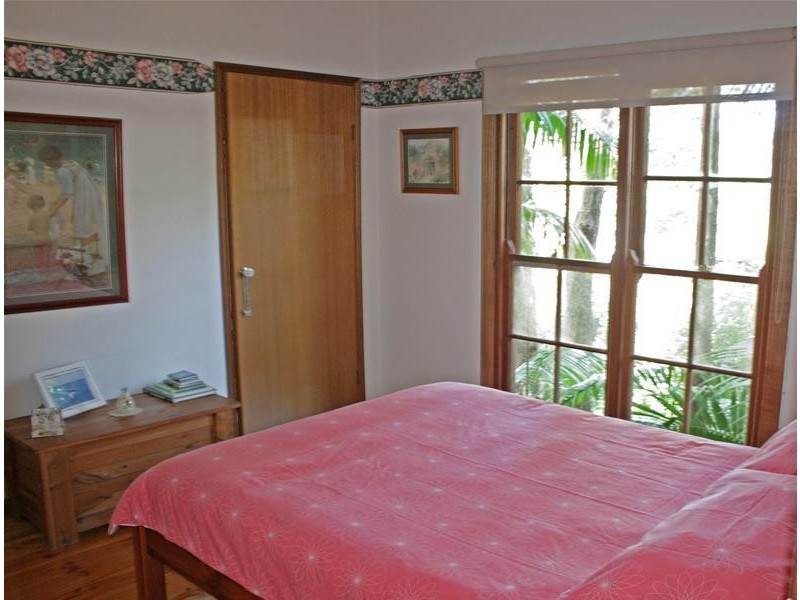 123 Contour Road, Eagle Heights QLD 4271