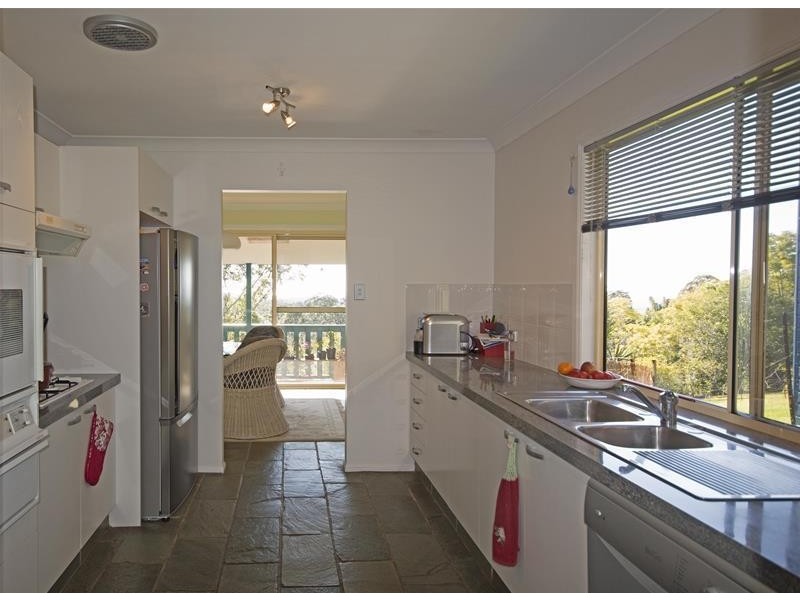11 Elbert Court, Tamborine Mountain QLD 4272