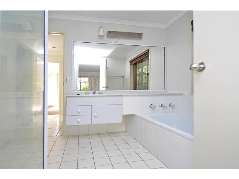 44 Manitzky Road, Tamborine Mountain QLD 4272