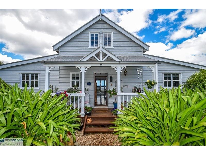 52 Paradise Drive, Tamborine Mountain QLD 4272