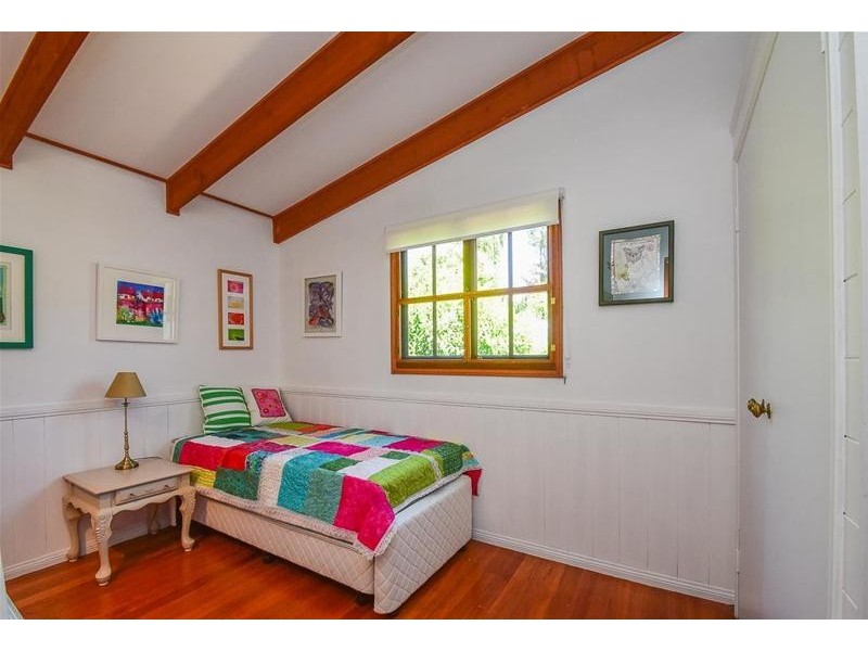 52 Paradise Drive, Tamborine Mountain QLD 4272