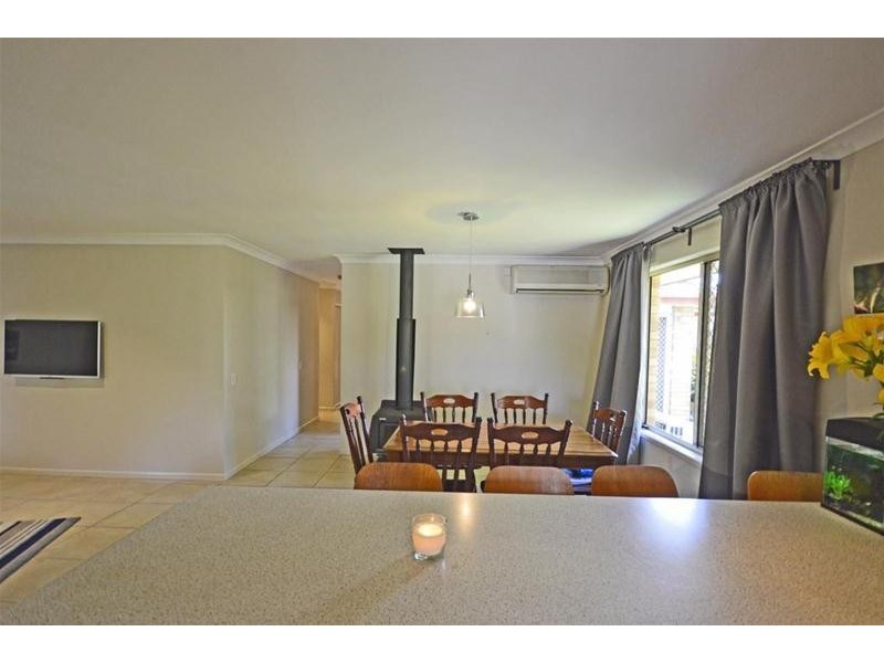 1 Justin Av, Tamborine Mountain QLD 4272