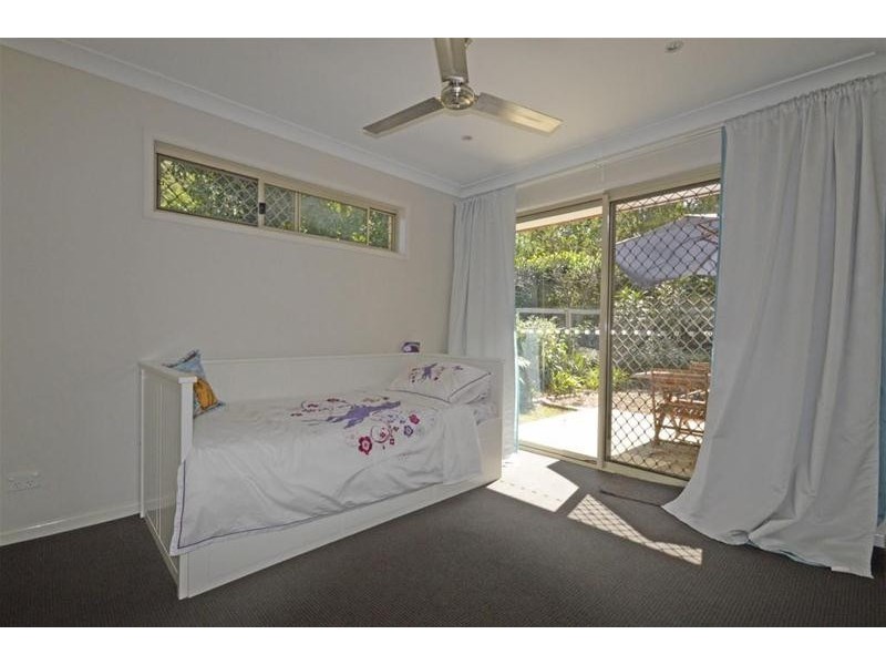 1 Justin Av, Tamborine Mountain QLD 4272