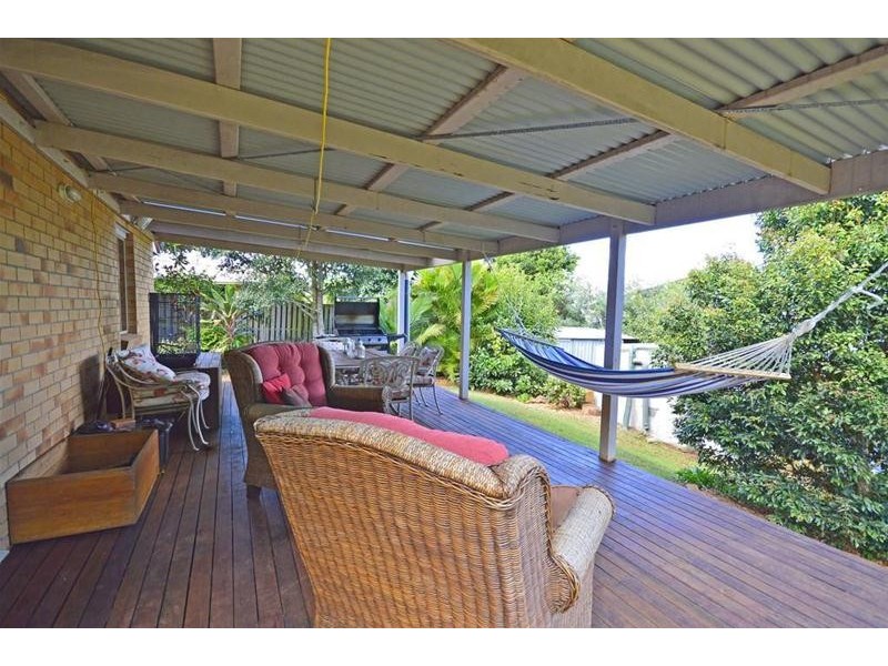 1 Justin Av, Tamborine Mountain QLD 4272
